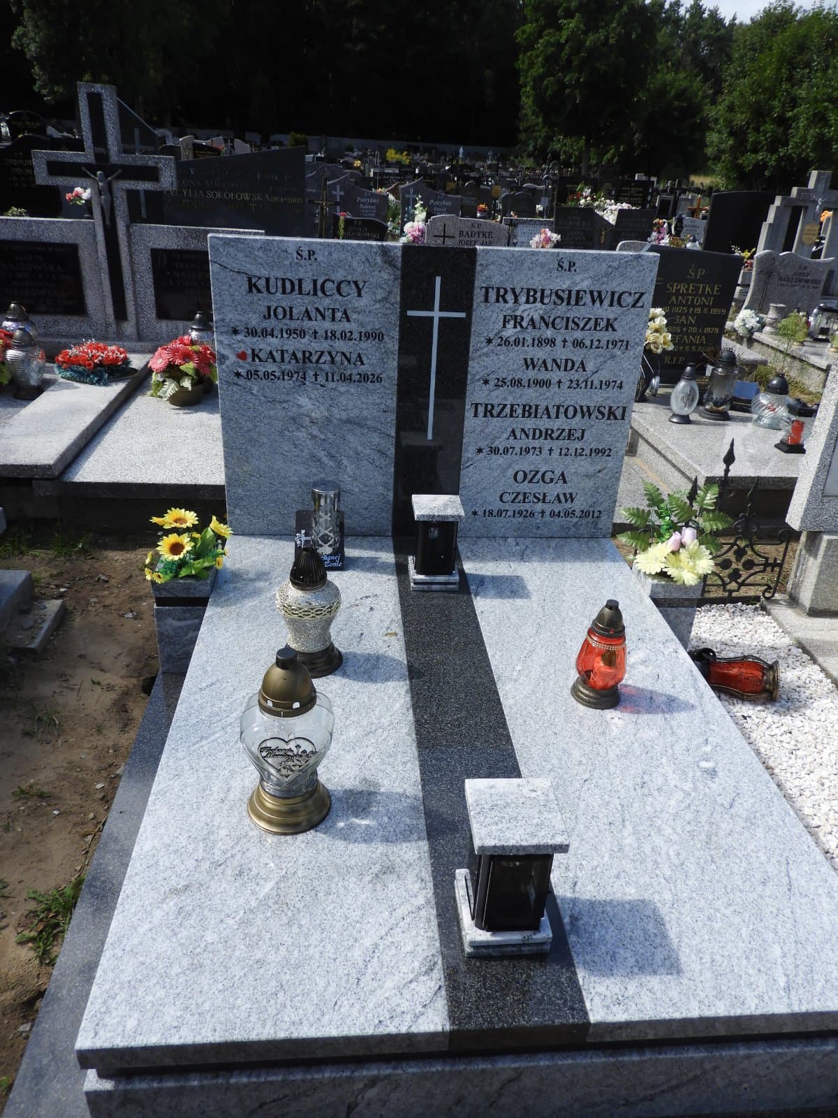 Zdjęcie grobu F-07-09/10
