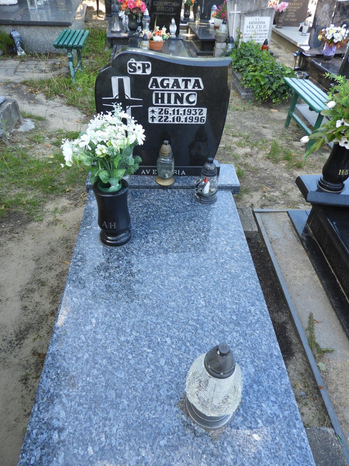 Zdjęcie grobu F-06-03